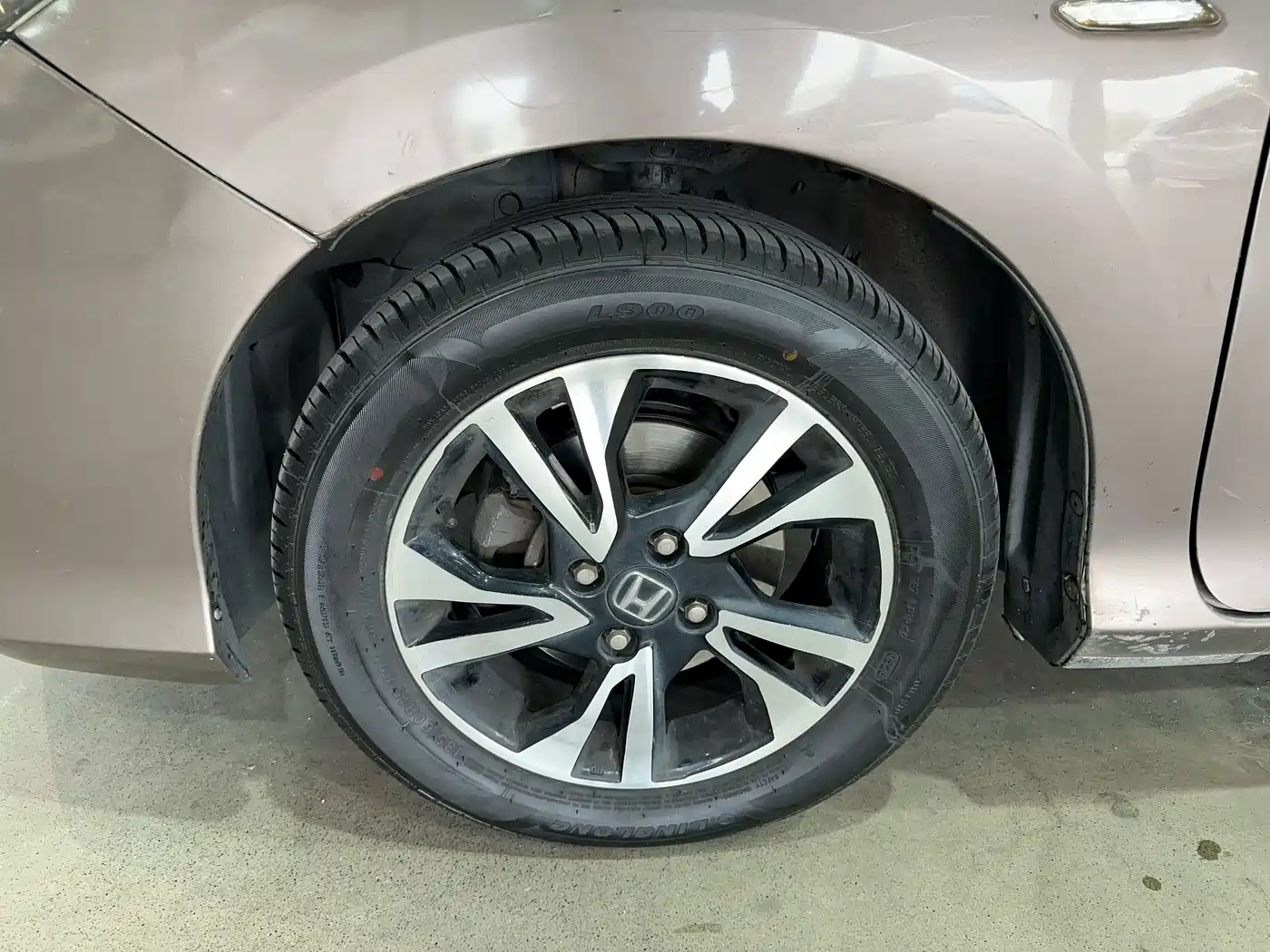 Honda Greiz 2016 2016 1.5L CVT Classic Edition