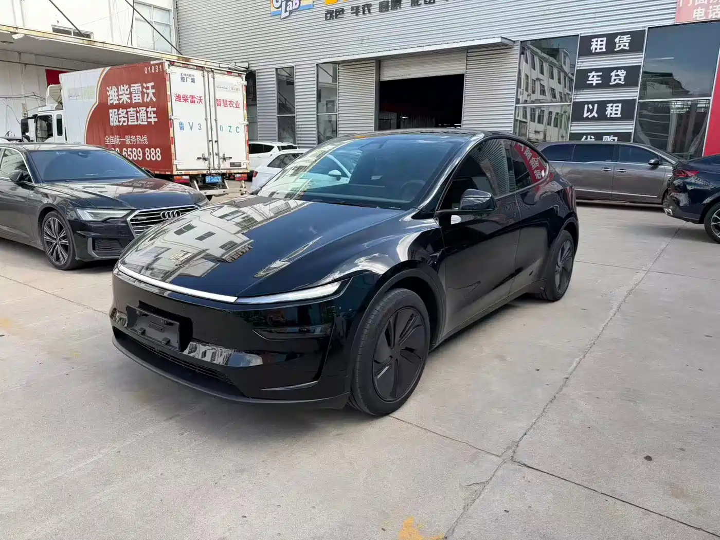 Tesla Model Y 2026 2026 Rear-Wheel Drive