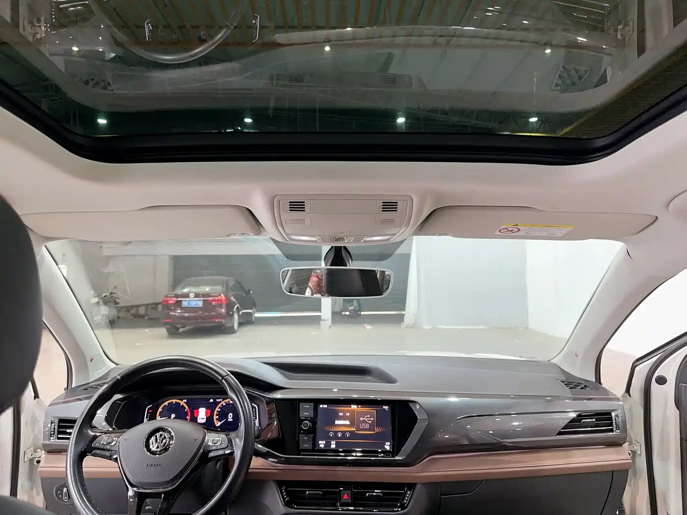 Volkswagen Tharu 2019 Model 280TSI 2WD Flagship Edition China VI фото 20