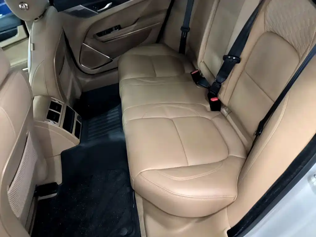 Jaguar XFL 2025 2024 2.0T P250 2WD Premium Luxury