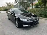 Фото 3 - Škoda Octavia