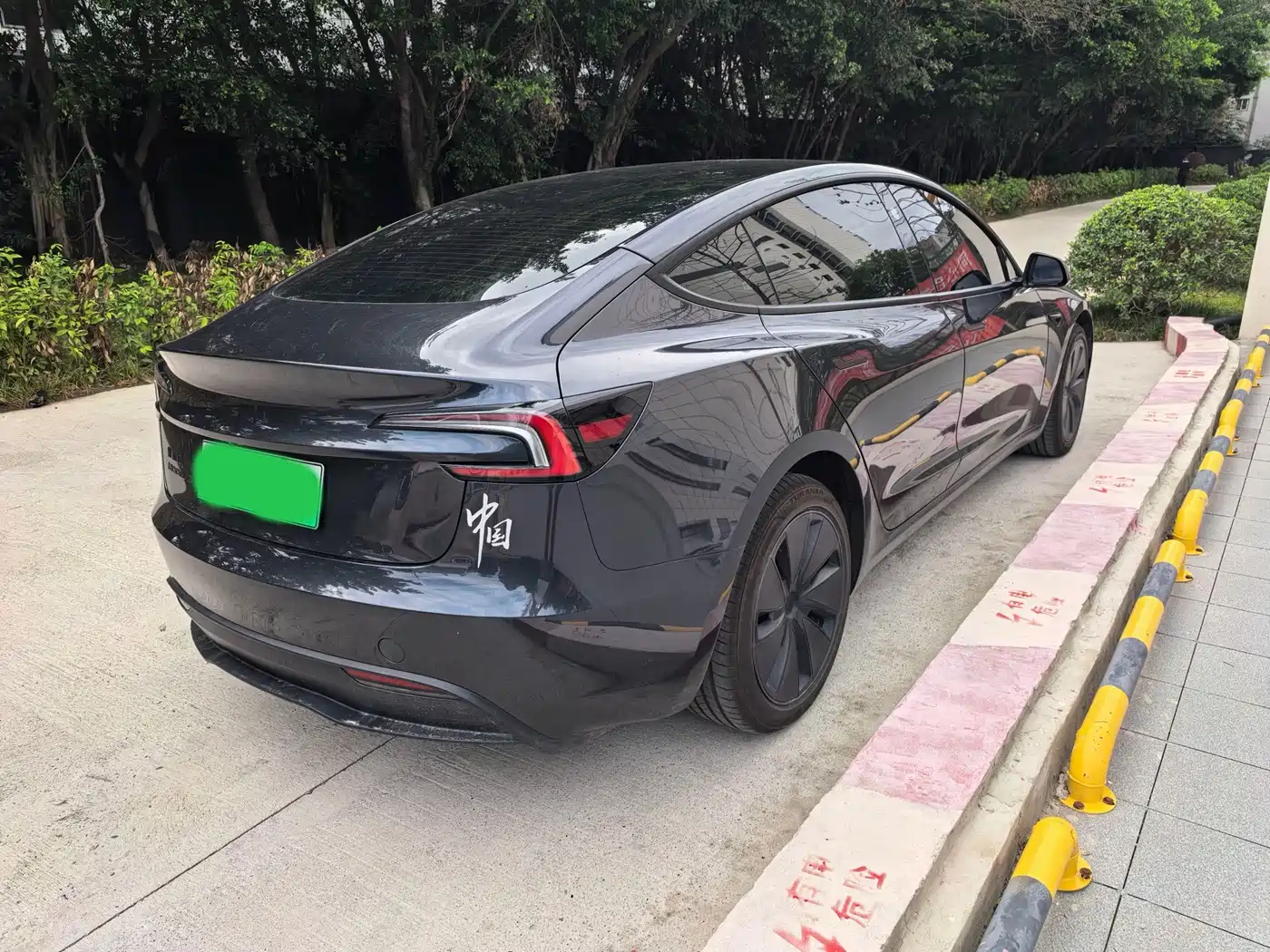 Tesla Model 3 2026 2025 Model Rear-Wheel Drive Edition