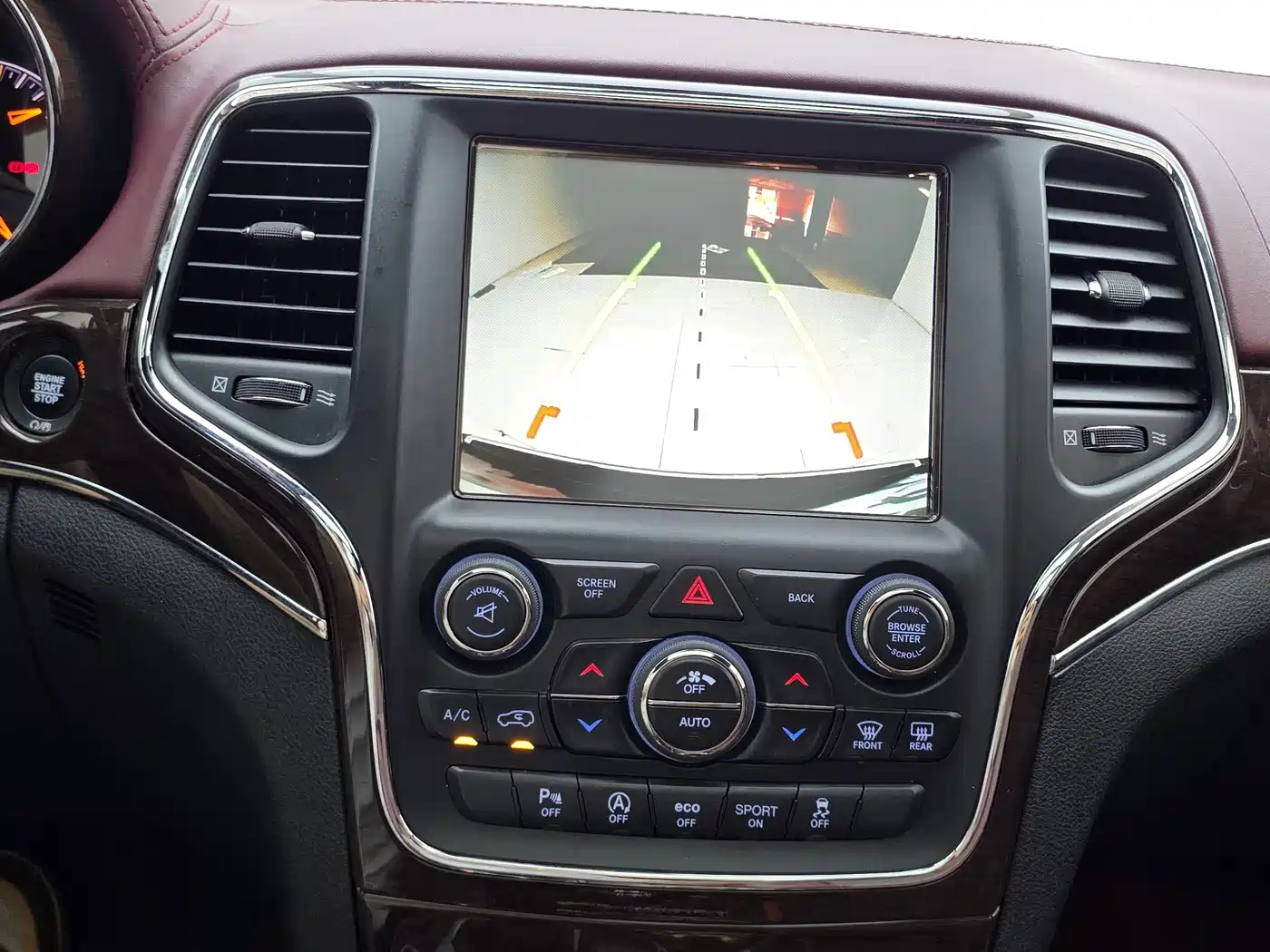 Фото 16 - Jeep Grand Cherokee (Import)