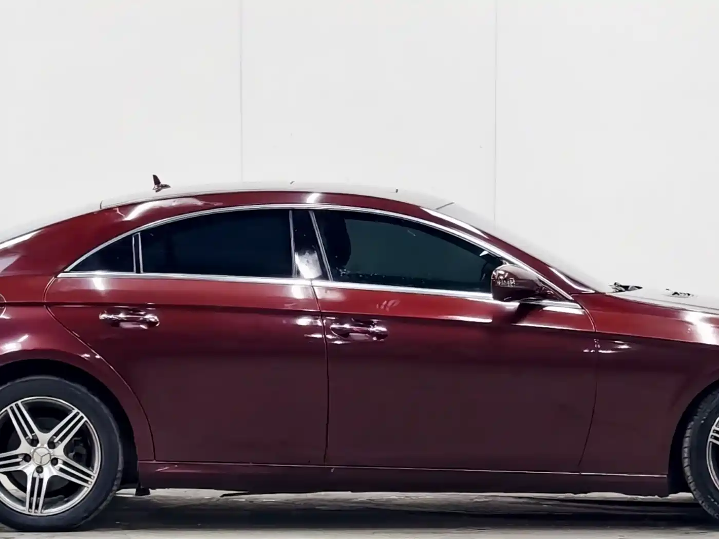 Mercedes-Benz CLS 2009 CLS 300 фото 8