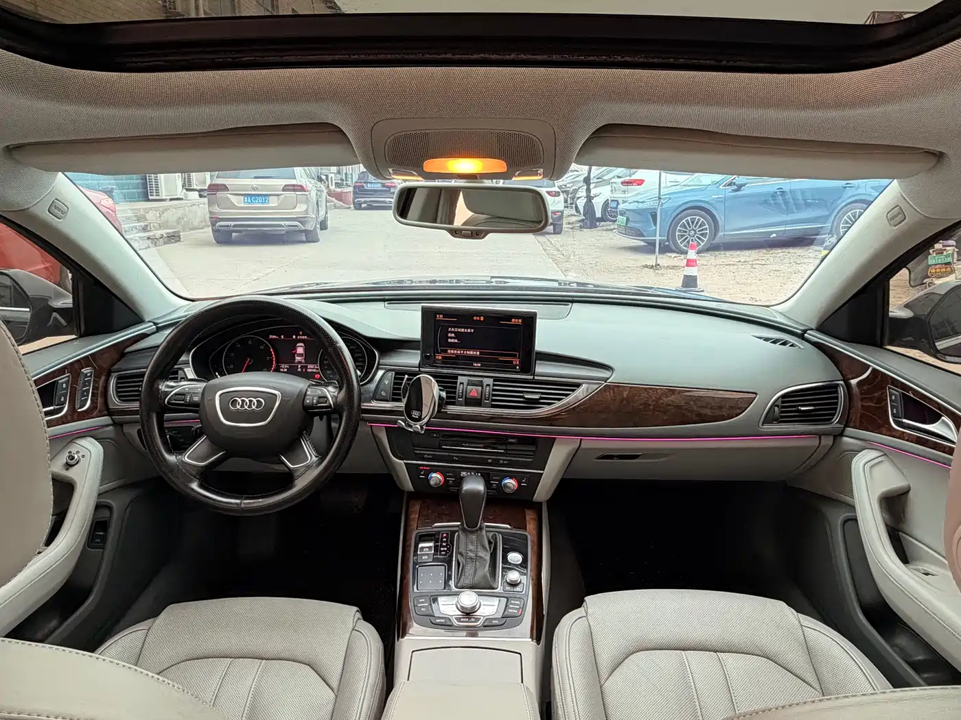 Audi A6L 2014 35 FSI Luxury фото 13