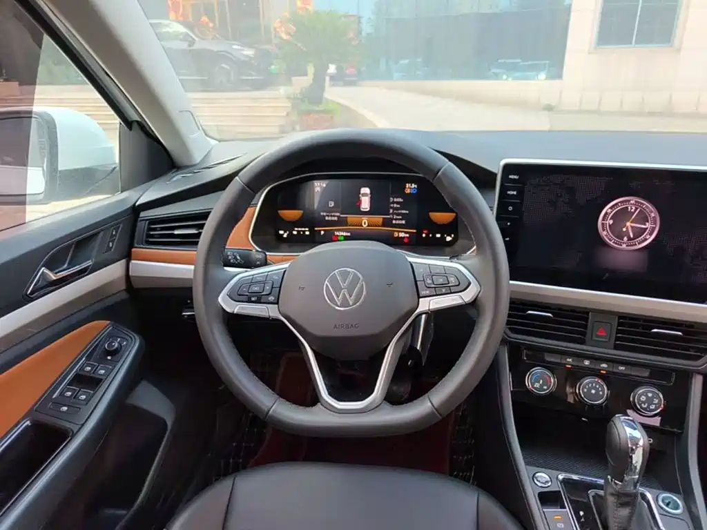 Volkswagen Bora 2025 2025 200TSI DSG Joy Ride Navigation Edition