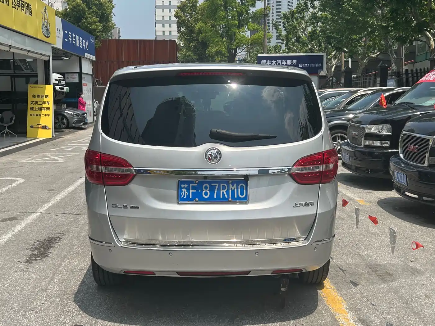 Buick GL8 2017 25S Luxury China V фото 3