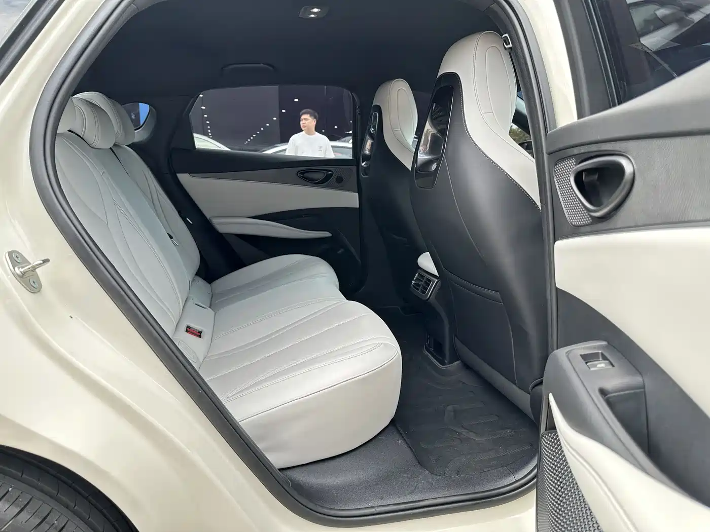 BYD Seal 06 New Energy 2024 DM-i 80KM Prestige фото 9