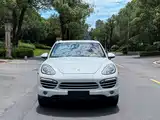 Фото 2 - Porsche Cayenne