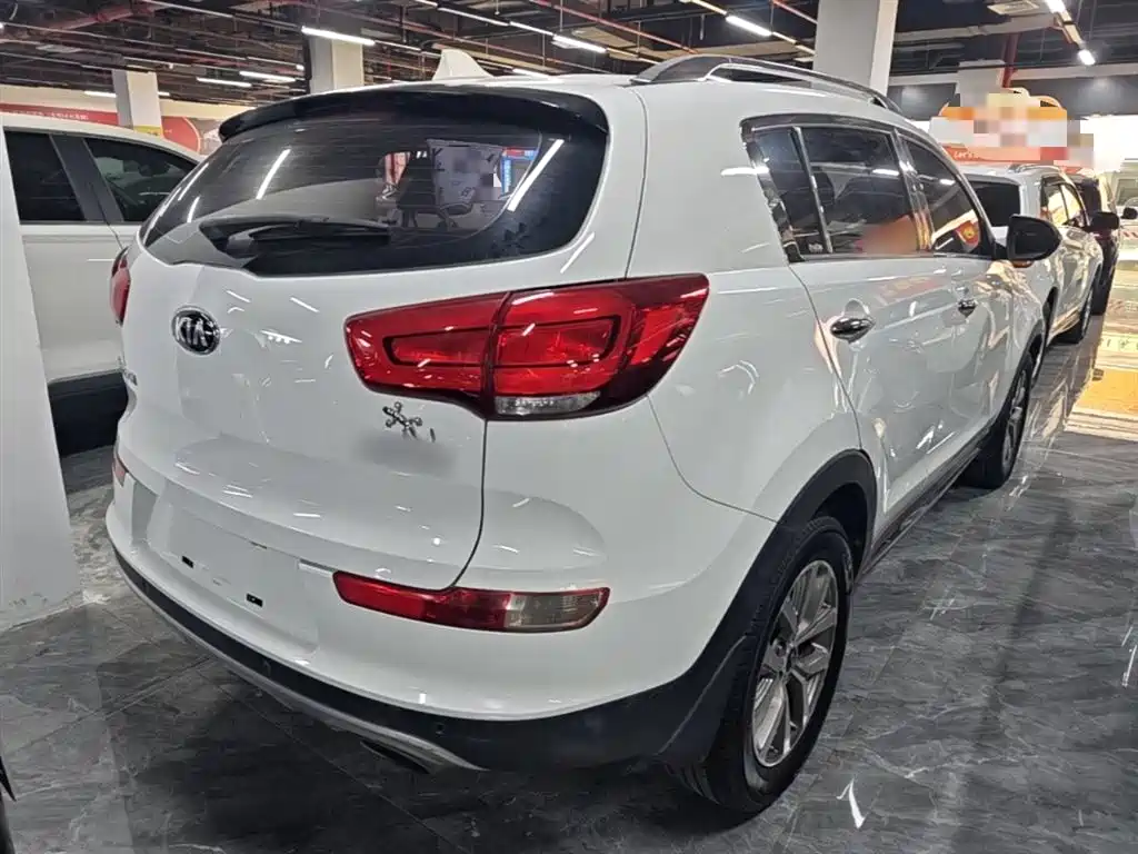 Kia Sportage 2015 2.0L Automatic 2WD GLS фото 7