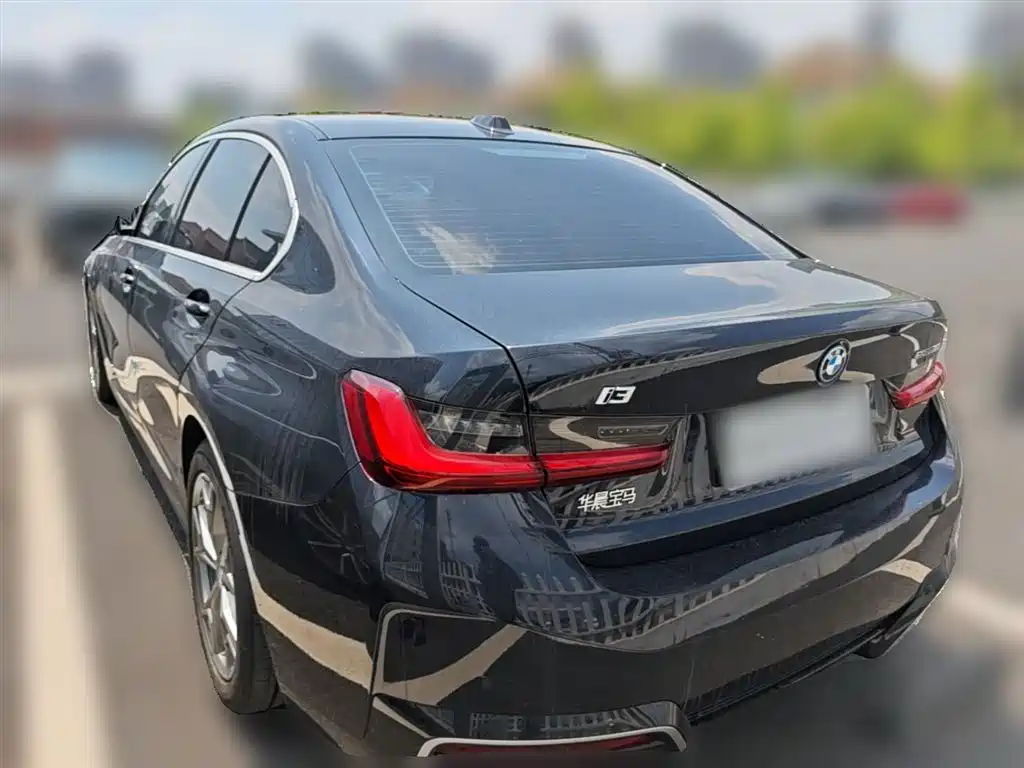 BMW i3 2025 eDrive 35 L фото 9