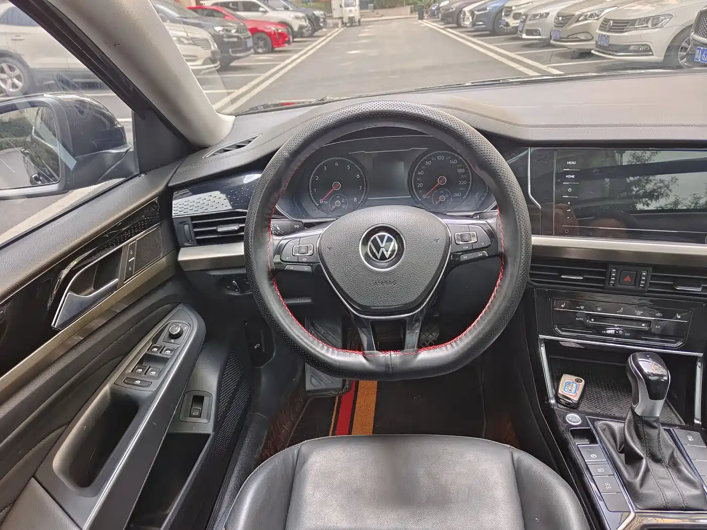Volkswagen Passat 2021 Model 330TSI Elite Edition фото 8