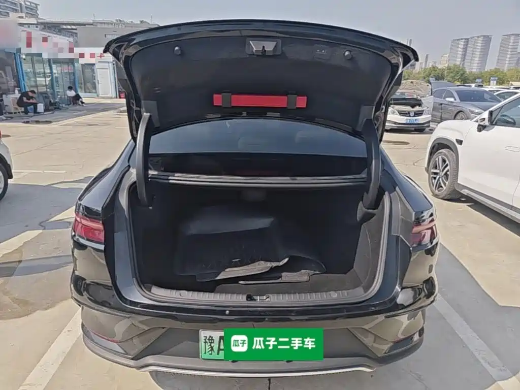 BYD Han 2025 2025 DM-i Smart Driving Edition 125KM LiDAR Flagship