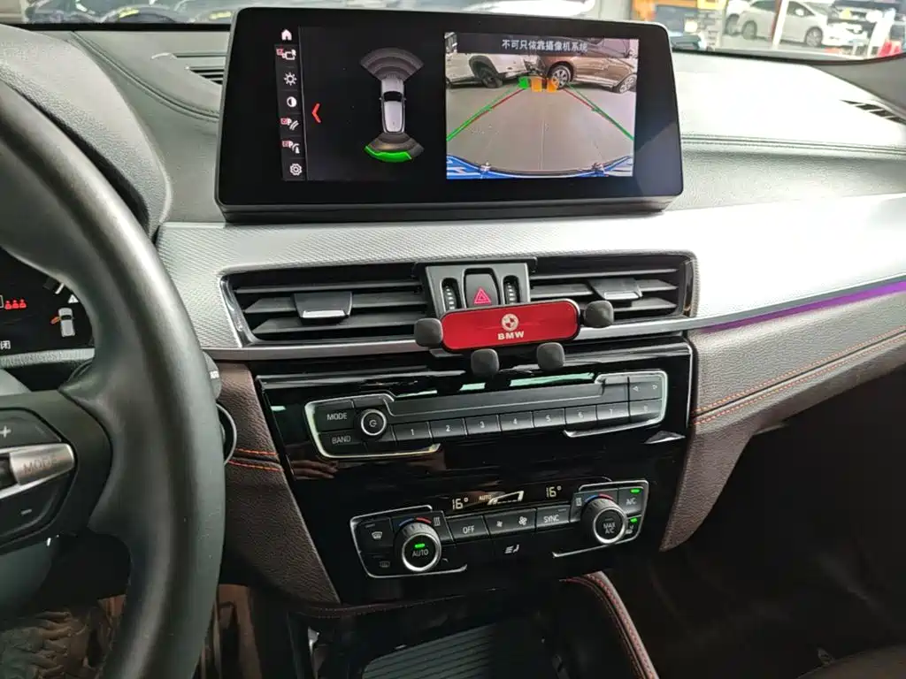BMW X2 2022 2021 Facelift sDrive25i Shadow Night Edition