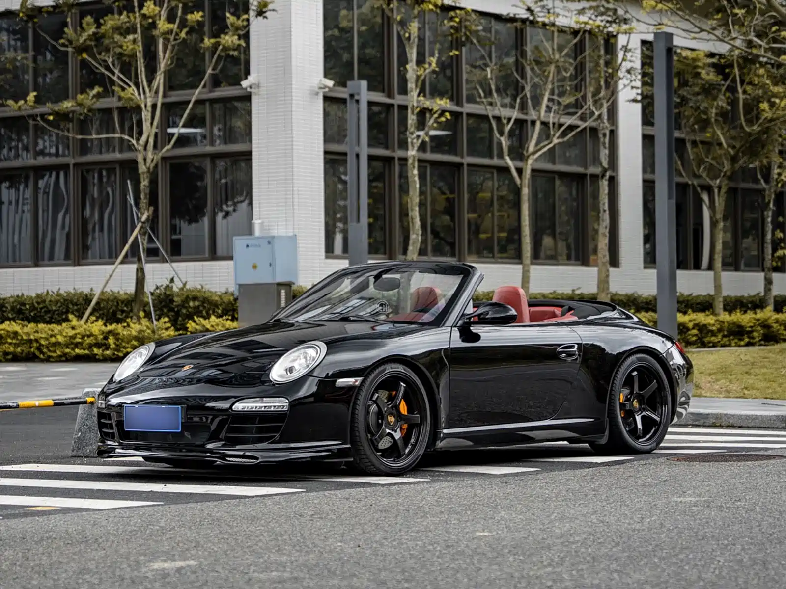 صورة 2 - Porsche 911