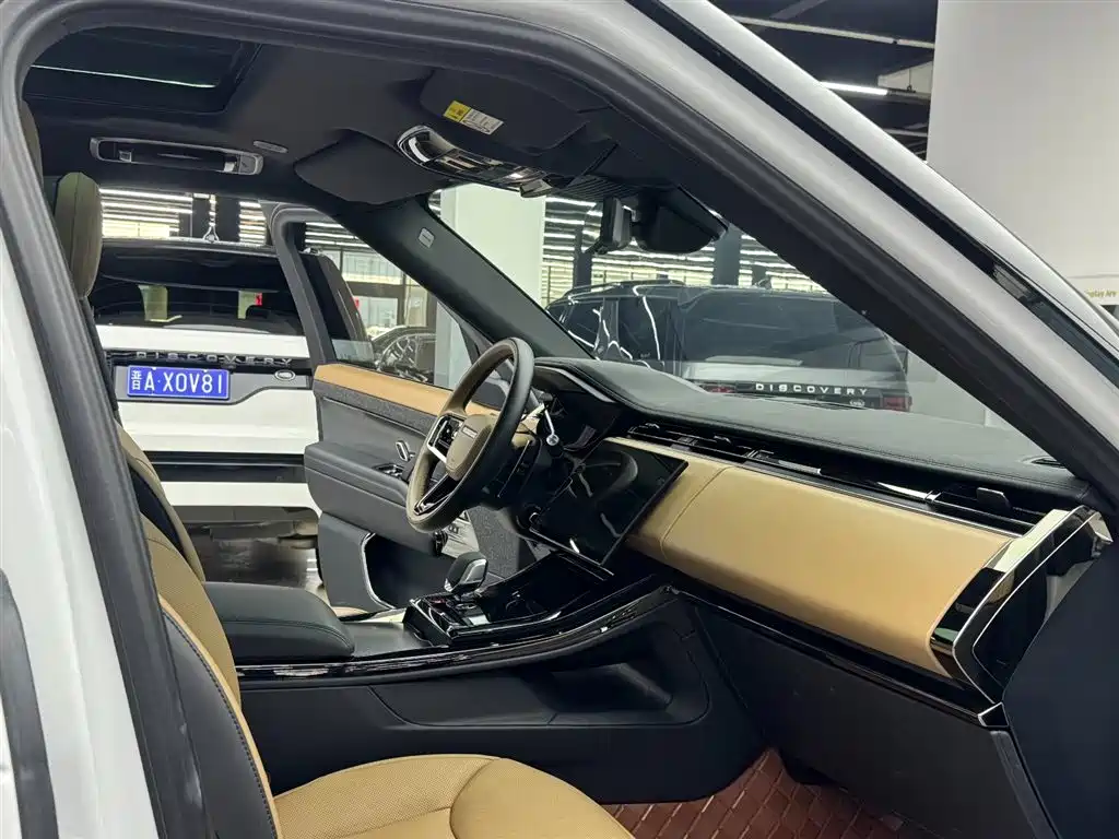 Land Rover Range Rover Sport 2024 400PS Dynamic SE фото 8