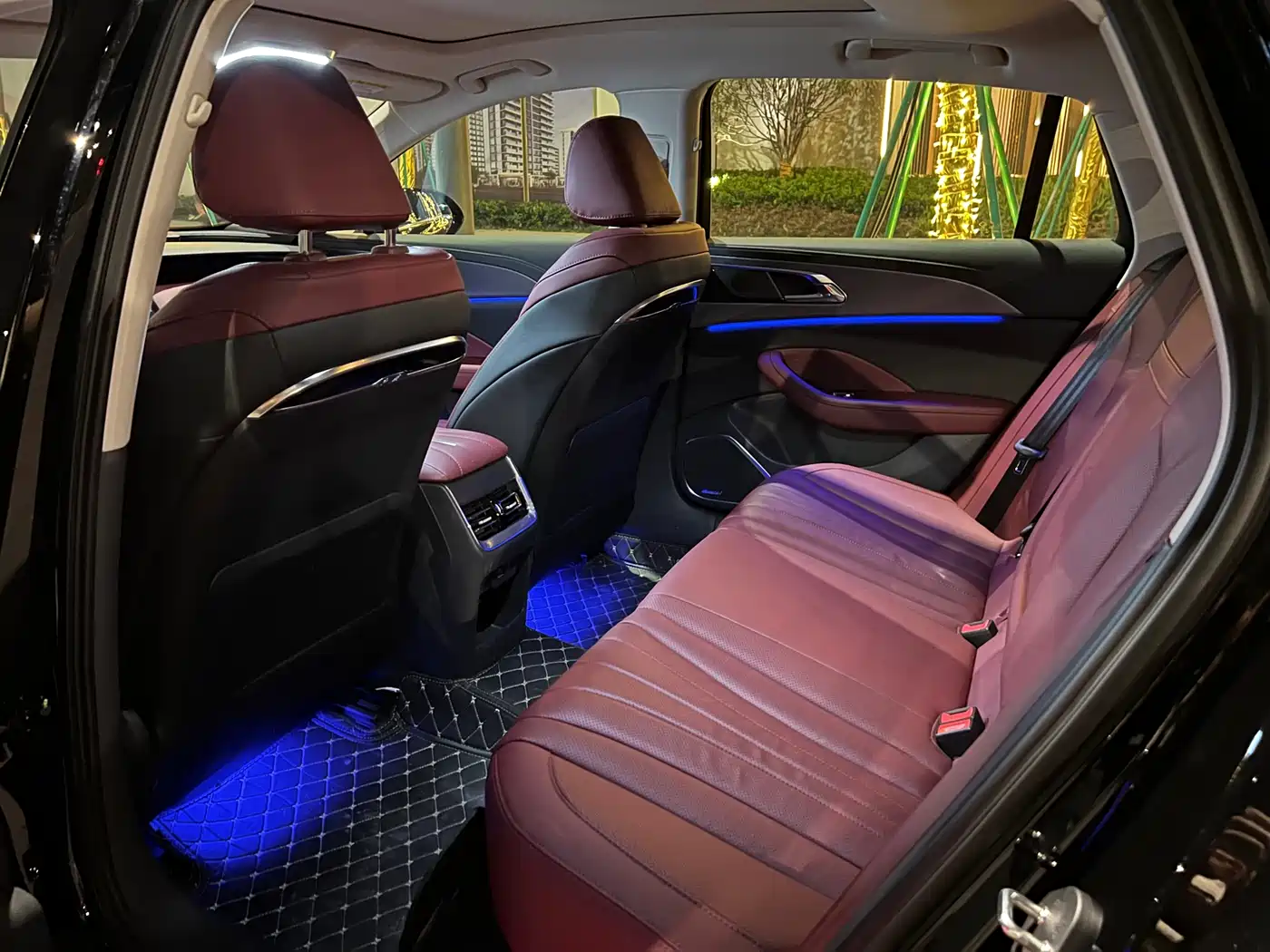 Hongqi H5 2024 2.0T Automatic Smart Connect Flag Smooth Edition фото 6