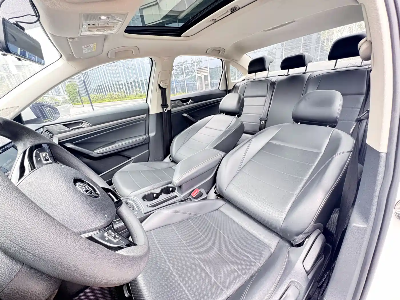 Volkswagen Lavida 2019 1.5L Automatic Comfort Edition China VI фото 13