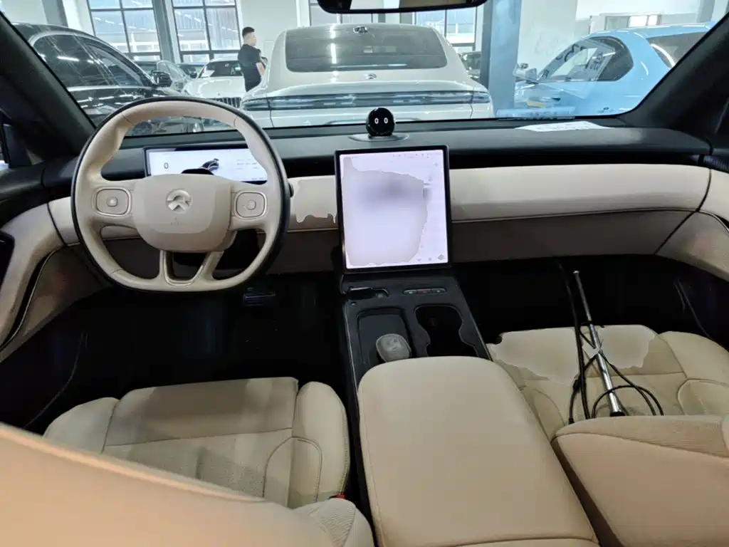 Фото 10 - NIO ET5T