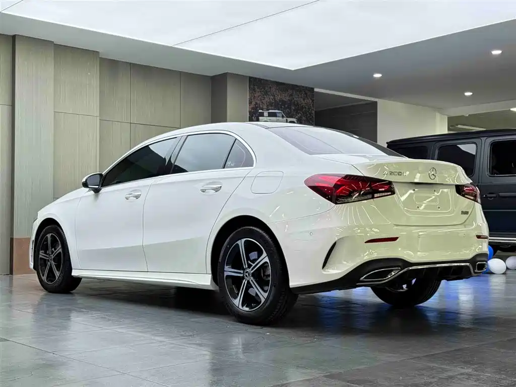Mercedes-Benz A-Class 2022 A 200 L Sport Sedan Style фото 6