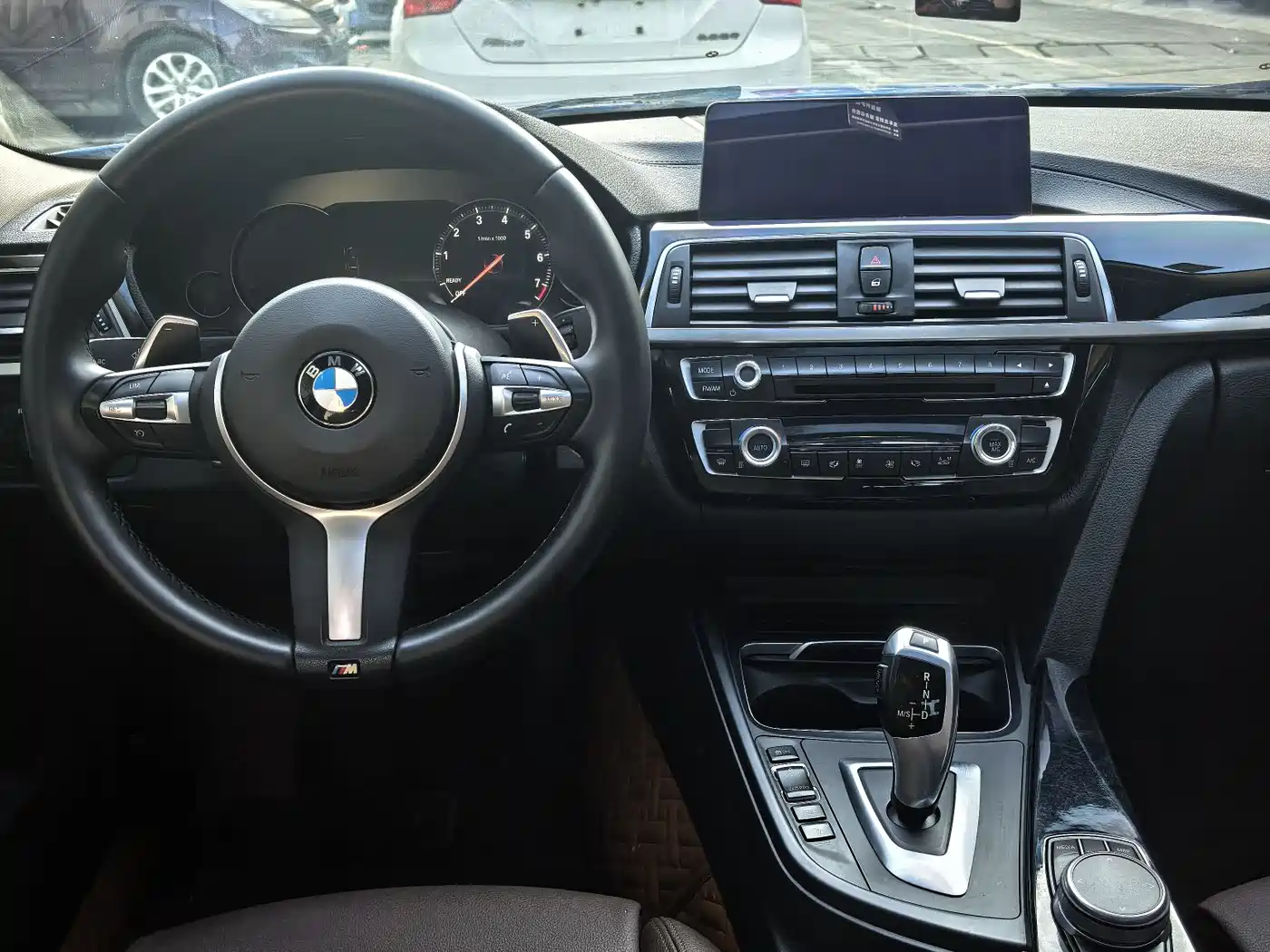 BMW 3 Series 2019 320Li M Luxury Package фото 9