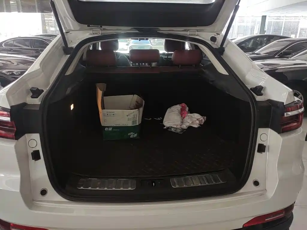 Changan CS85 COUPE 2021 2021 1.5T DCT Luxury