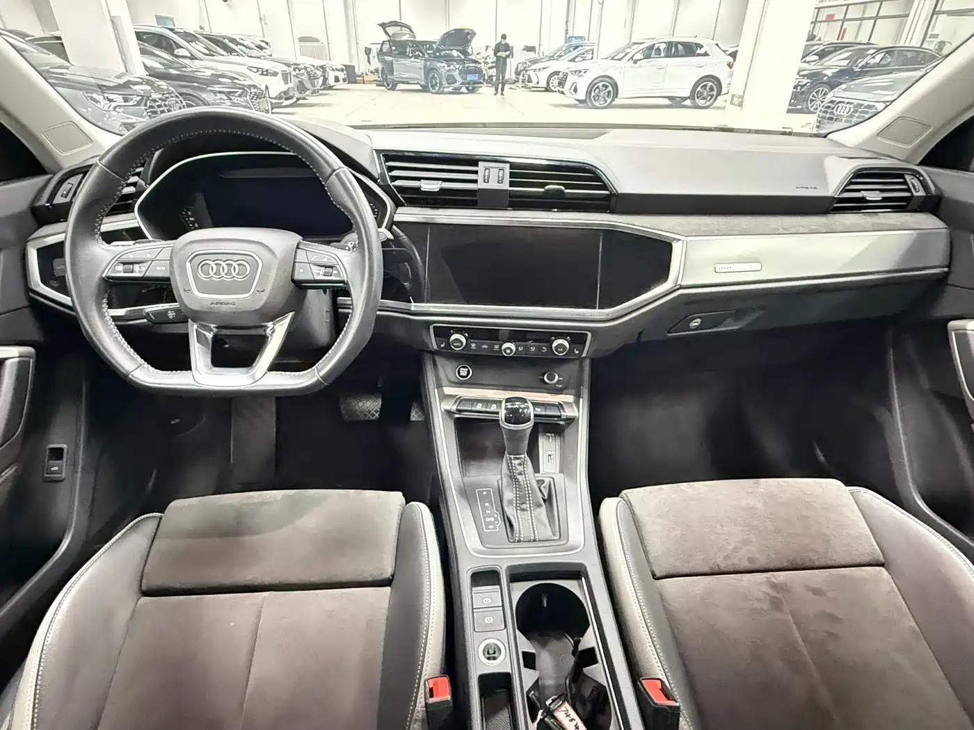 Audi Q3 2021 35 TFSI Fashion Sport фото 19
