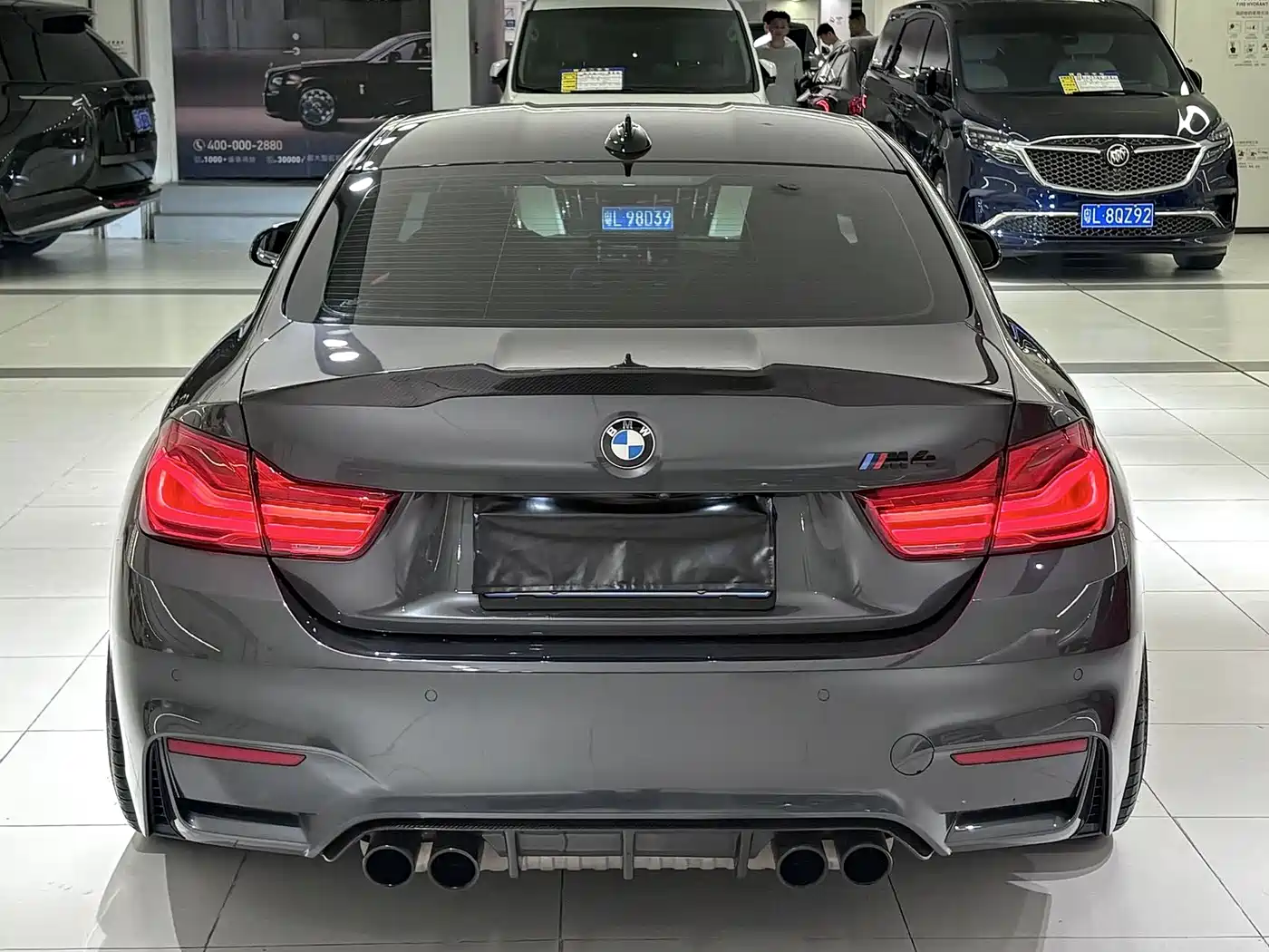 BMW M4 2018 M4 Coupe Fans Limited Edition фото 8