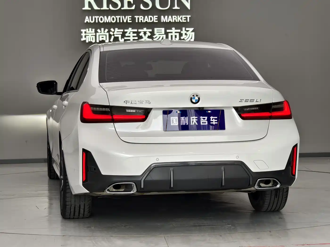BMW 3 Series 2023 325Li M Sport Package фото 4