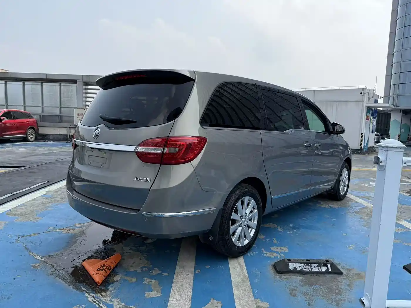 Buick GL8 2018 28T Luxury Model China VI фото 7