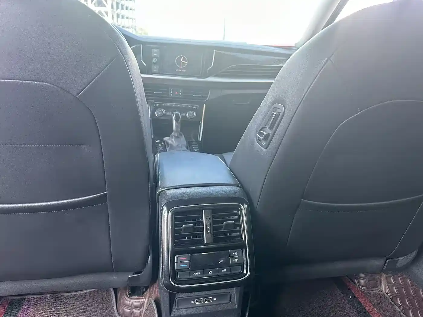 Volkswagen Passat 2019 330TSI Elite Version China VI фото 11