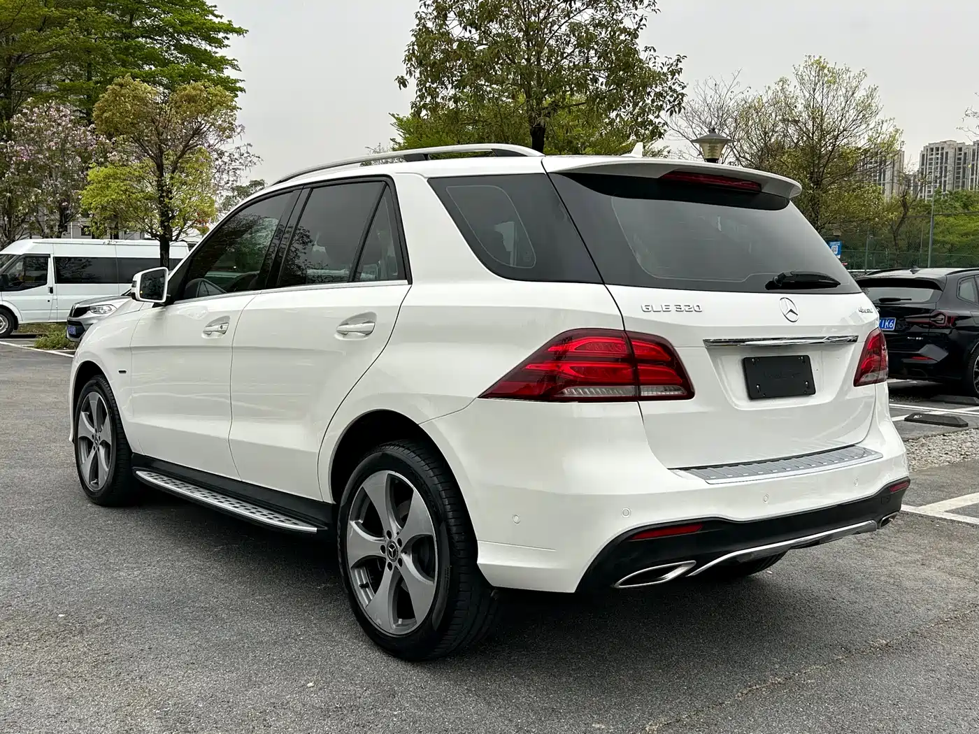 Mercedes-Benz GLE 2019 GLE 320 4MATIC Luxury Collector's Edition фото 31