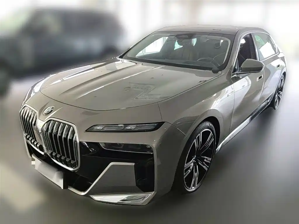 BMW 7 Series 2023 Model 740Li Leading M Sport Package