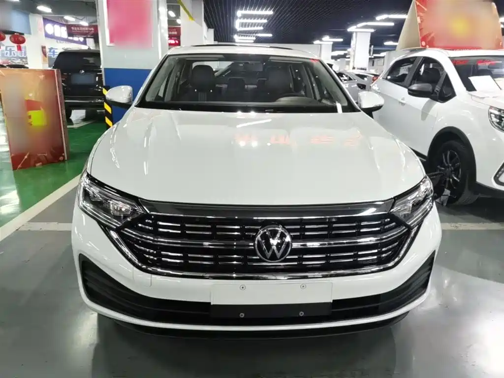 Volkswagen Sagitar 2024 200TSI DSG Flying Edition фото 3
