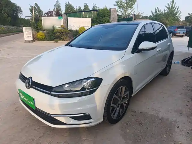 Volkswagen Golf 2020