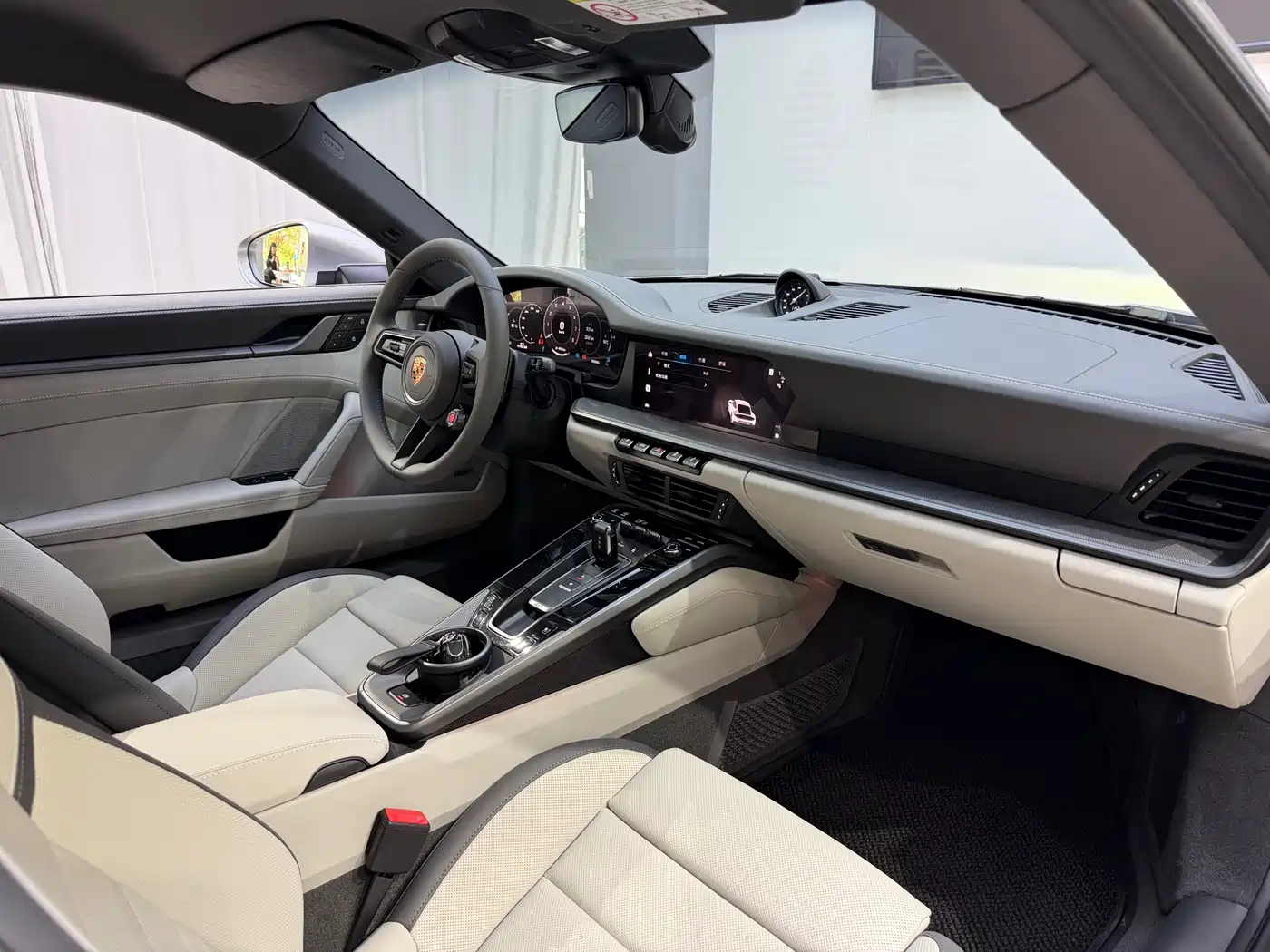 Porsche 911 2025 Carrera 3.0T фото 8