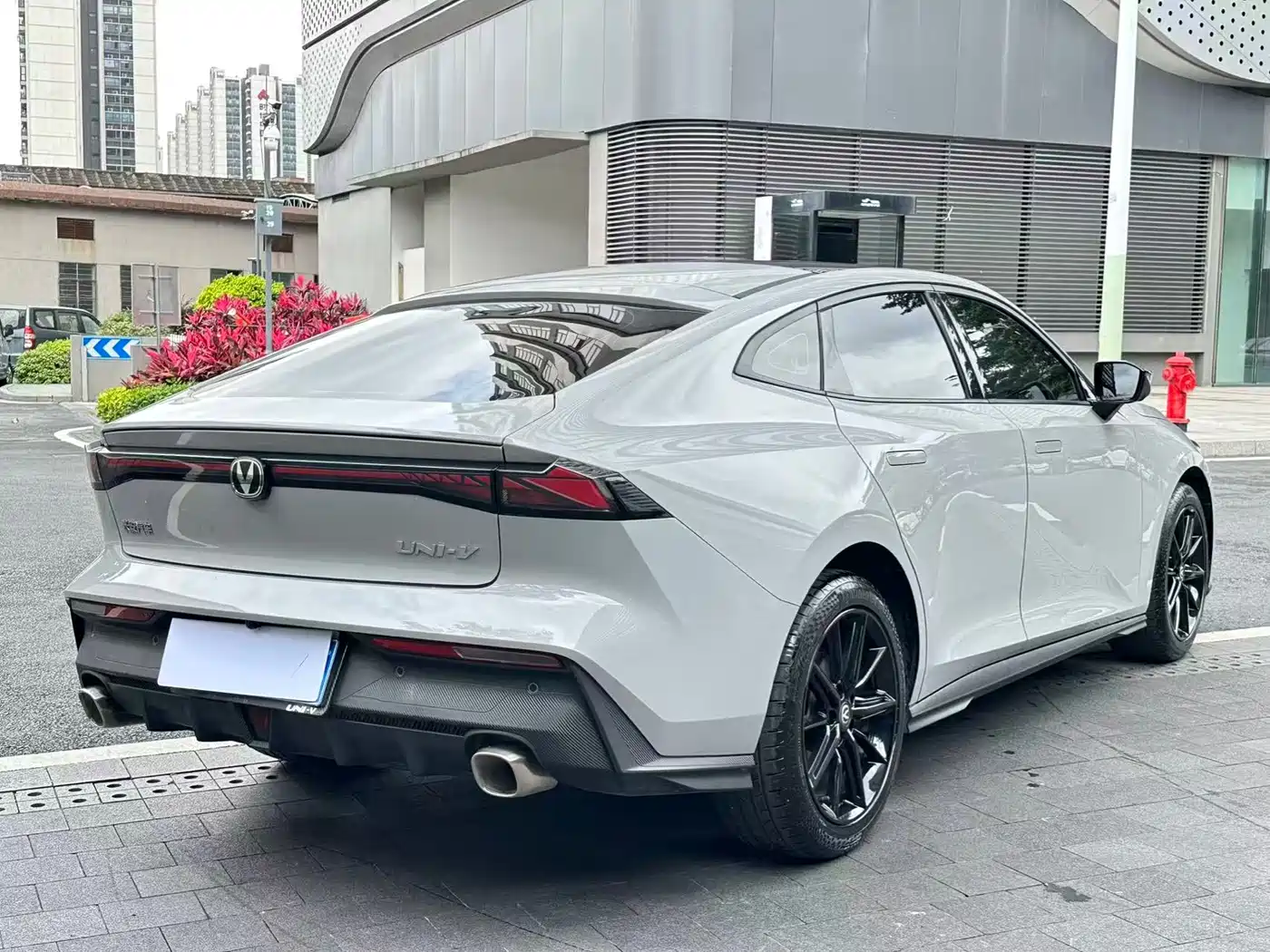 CHANGAN UNI-V