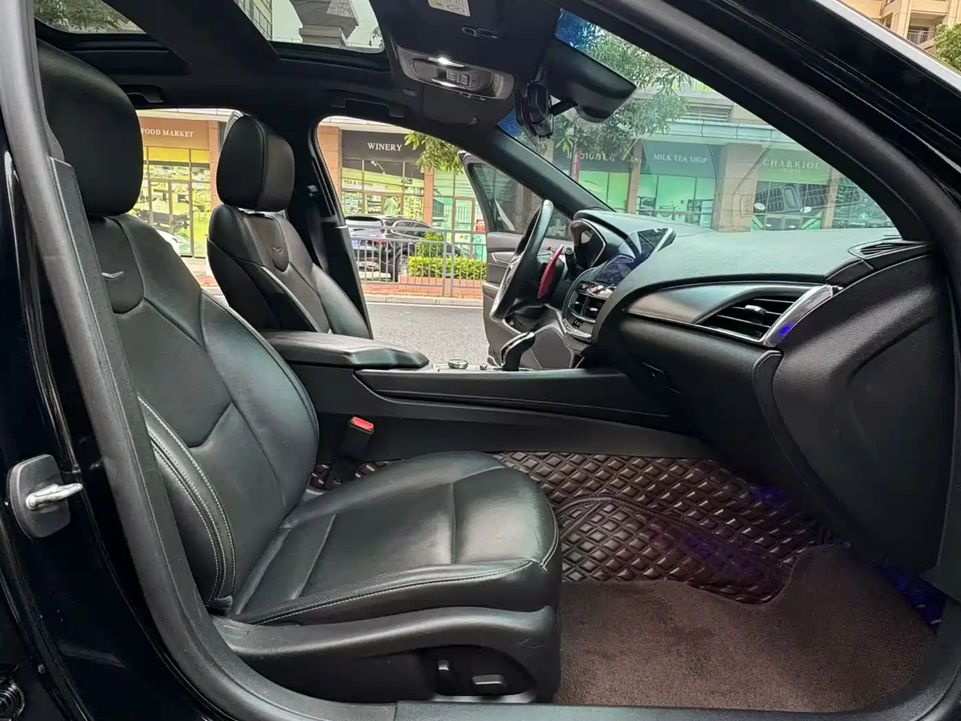 CADILLAC CT5