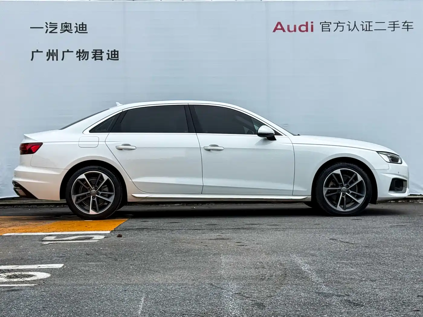 Audi A4L 2020 40 TFSI Fashion Elegance фото 5