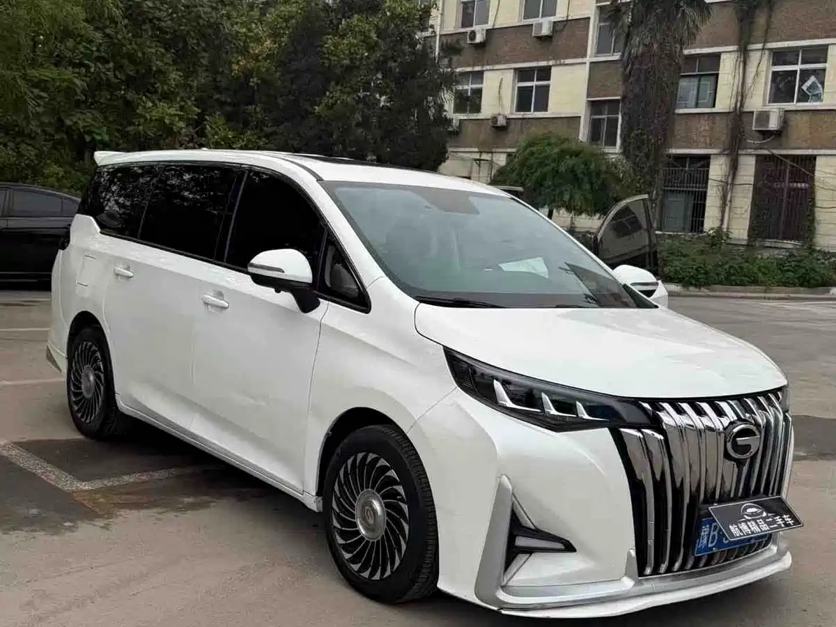 GAC Trumpchi Trumpchi M6 2021 PRO 270T DCT Luxury Edition