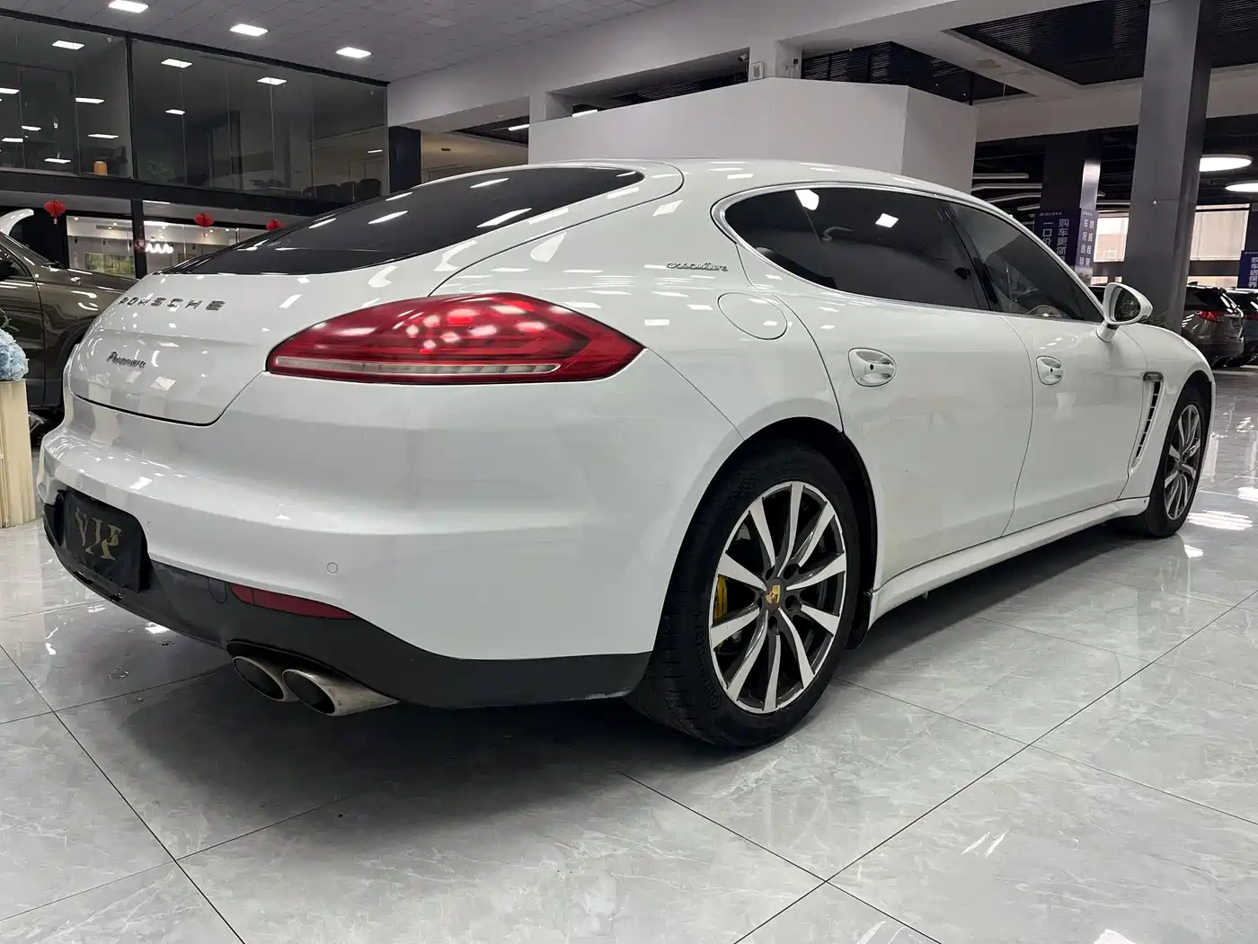 Porsche Panamera 2016 Panamera Executive Edition 3.0T фото 9