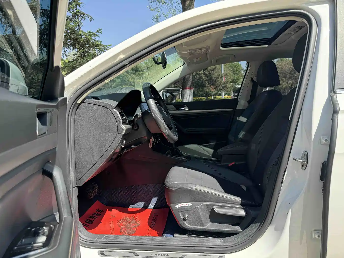 Volkswagen Lavida 2019 1.5L Automatic Comfort Edition China VI фото 10