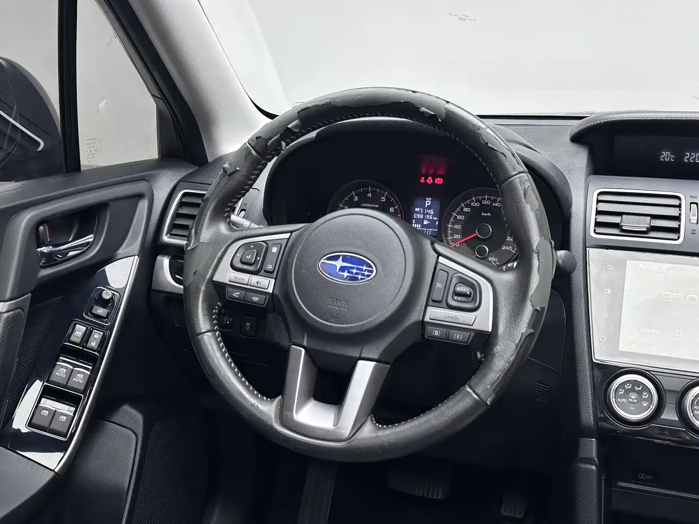 SUBARU FORESTER