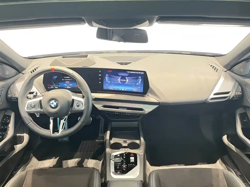 BMW M235L 2025 M235L фото 7