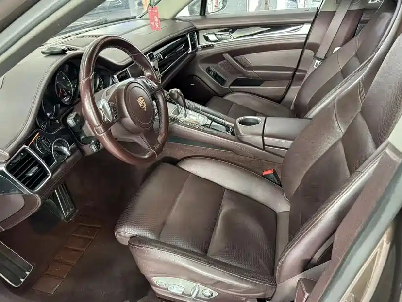 Porsche Panamera 2014 Panamera 4 3.0T фото 7