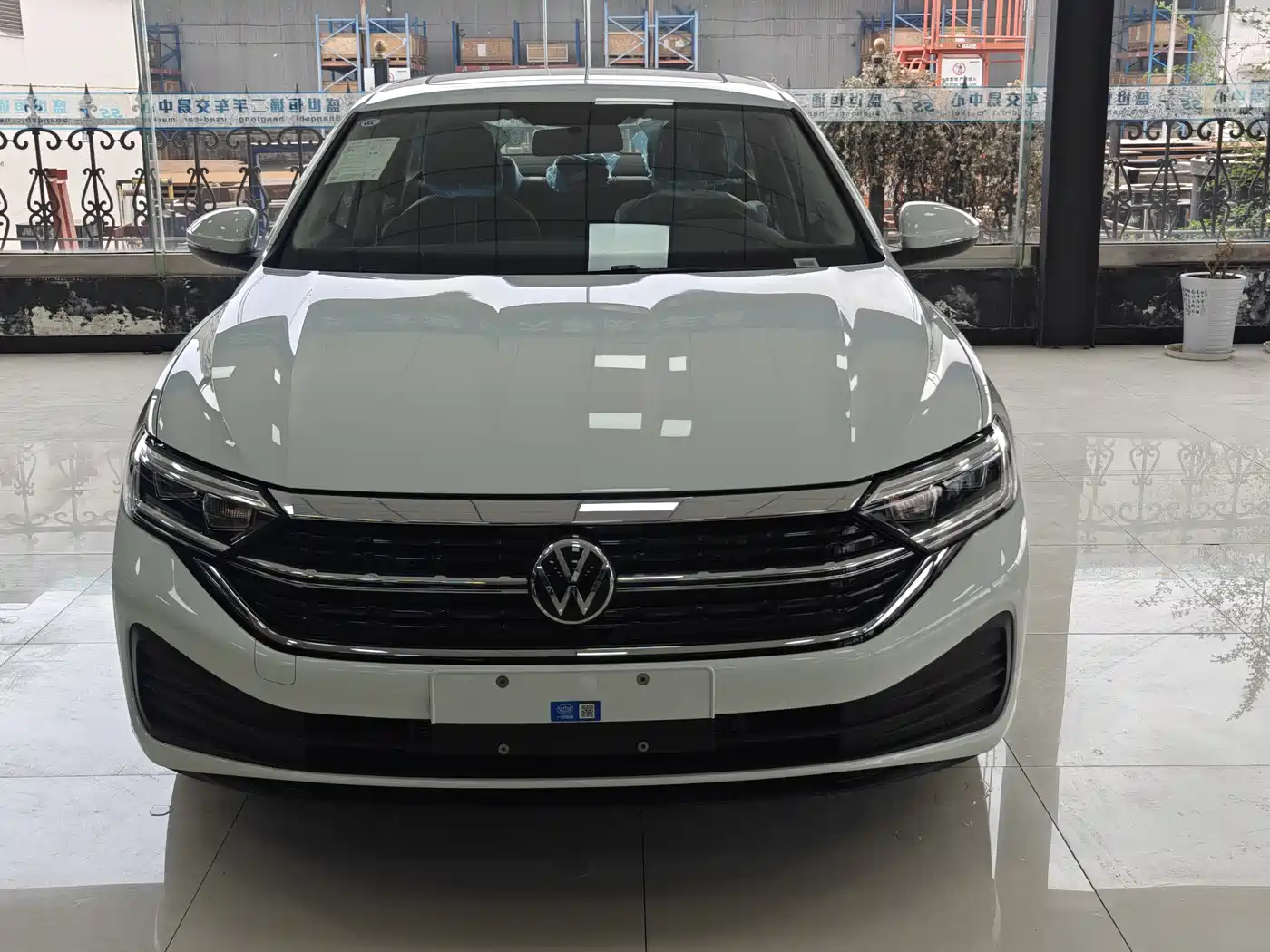 Volkswagen Sagitar 2025 300TSI DSG Flying Leap Edition фото 2