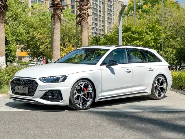 audi rs-4