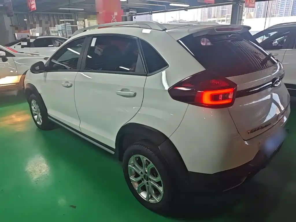 Chery Tiggo 3x 2023 2022 PLUS 1.5L CVT Refreshing Red Date II Type