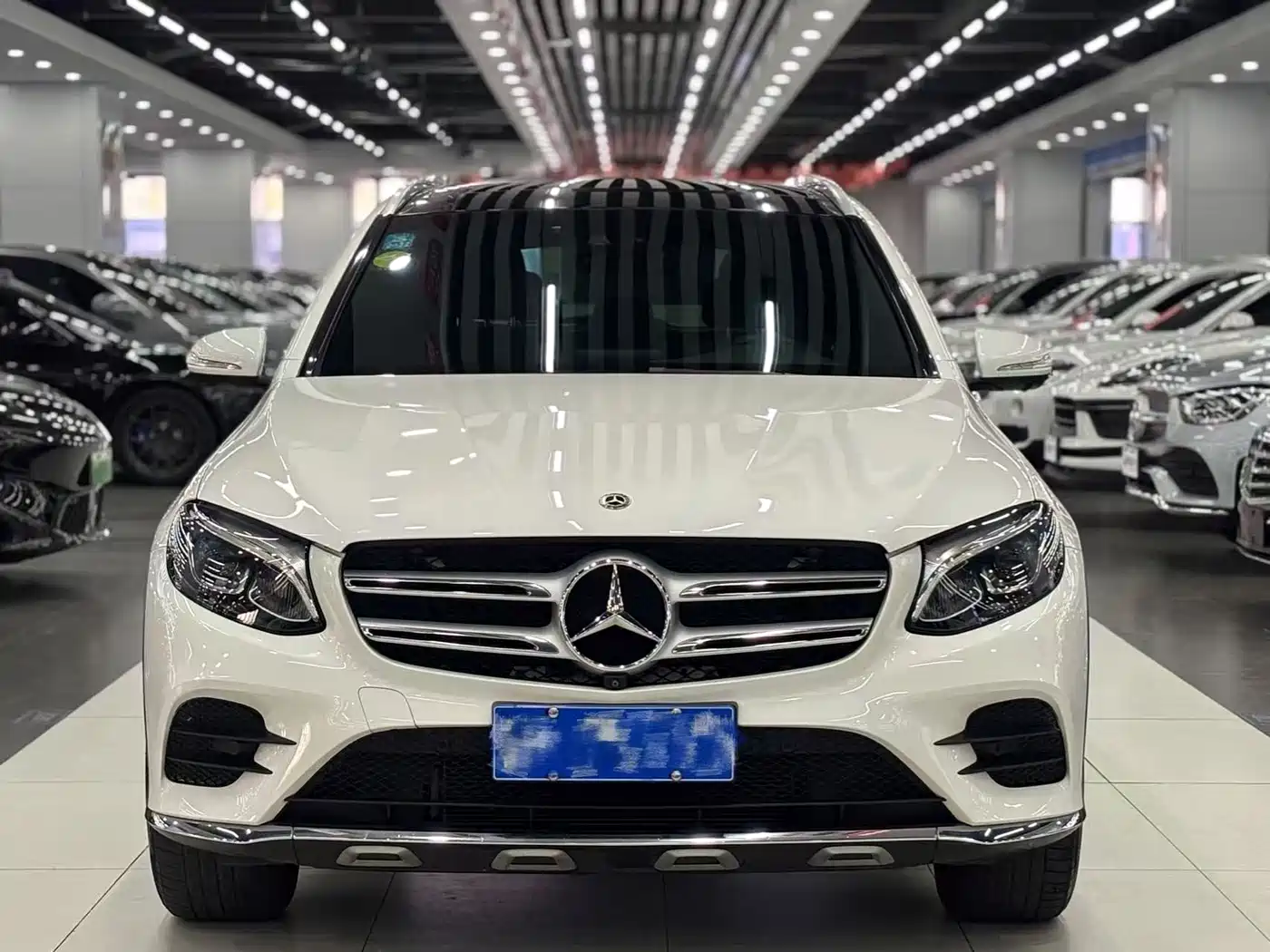 Mercedes-Benz GLC 2018 GLC 260 4MATIC Luxury фото 2