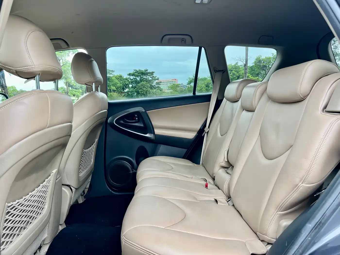 Toyota RAV4 Rongfang 2011 2.0L Automatic Classic Edition фото 11